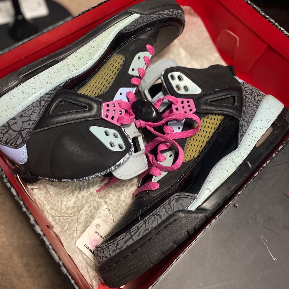 Women’s Spiz’Ike size 9.5